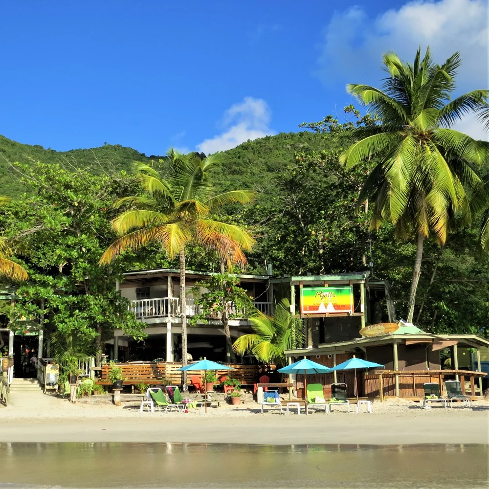 canegardenbay myetts